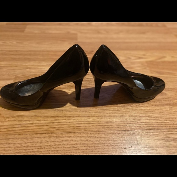 Women patten leather heels - Picture 2 of 4